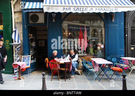 Ein Essen im Pariser Restaurant Ma Salle a Manger, Paris Frankreich Stockfoto