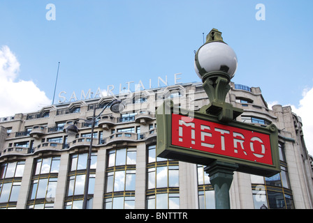 Metropolitan Zeichen bei Metro Eingang Paris Frankreich Stockfoto