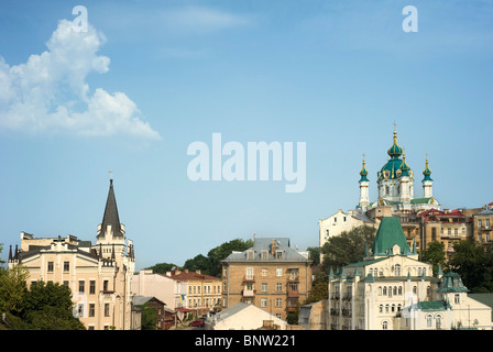 Andriivsky Uzviz ist einer der schönsten Straßen von Kiew Stockfoto