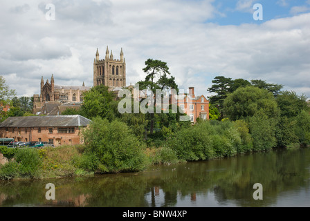 Hereford Kathedrale und der Fluss Wye, Herefordshire, England UK Stockfoto