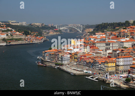 Douro-Fluss und die Altstadt von Porto, Portugal Stockfoto