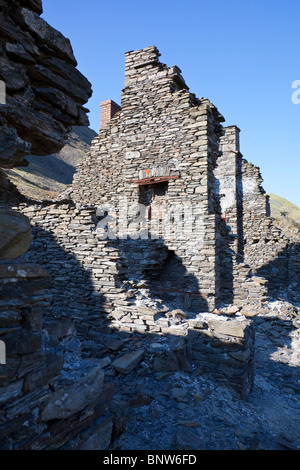 Ruiniert Gebäude in der Bergbau-bleibt bei Cwmystwyth Bleiminen Ystwyth Valley Wales UK Stockfoto