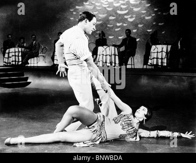 GENE KELLY, Cyd Charisse, SINGIN' IN THE RAIN, 1952 Stockfoto