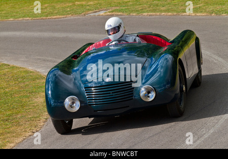 1935 Alfa Romeo 6 2300 Aerodinamica Spider mit Fahrer Georg Gebhard auf der 2010 Goodwood Festival of Speed, Sussex, England, U Stockfoto
