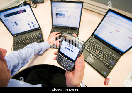 Sicherheit des elektronischen Schlüssel für den Zugriff auf sichere Websites wie online-banking Stockfoto