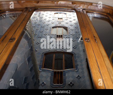 INTERIEUR VON GAUDIS CASA BATTLO BARCELONA SPANIEN Stockfoto