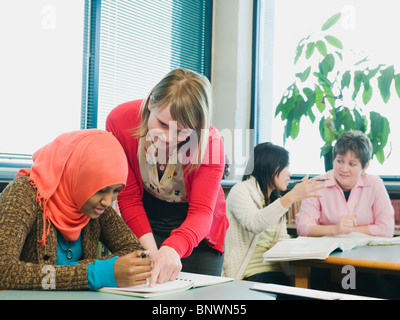 Erwachsene Schüler Englisch als zweite Sprache lernen Stockfoto