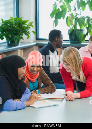 Erwachsene Schüler Englisch als zweite Sprache lernen Stockfoto