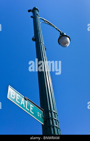 Beale Street Zeichen und Lampe post Stockfoto