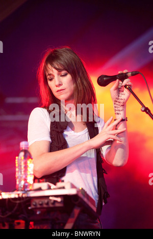 Charlotte Gainsbourg Latitude Festival 2010, Henham Park Suffolk England. Stockfoto