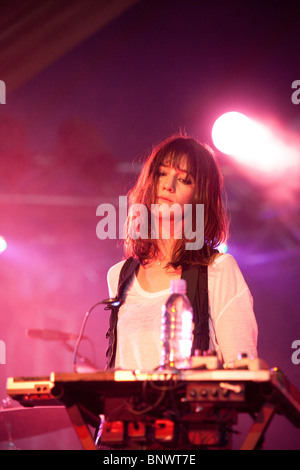 Charlotte Gainsbourg Latitude Festival 2010, Henham Park Suffolk England. Stockfoto