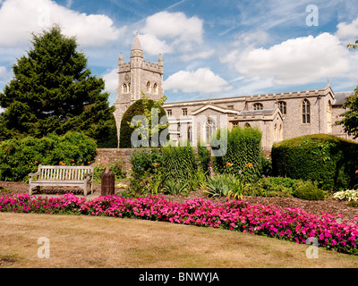 Pfarrkirche St. Marien von Martyrs Memorial Gardens, Old Amersham Stockfoto