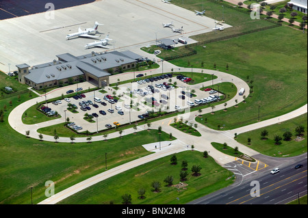 Luftaufnahme über dem Flughafen terminal Sugar Land Texas Stockfoto