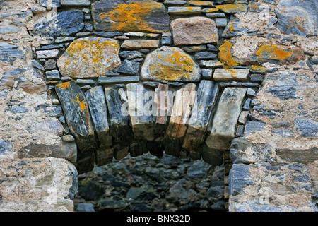 Detail der Ruinen von Ruthven Kaserne, erbaut im Jahre 1719 nach das 1715 Jacobite steigen, in der Nähe von Kingussie in den Highlands, Speyside Stockfoto