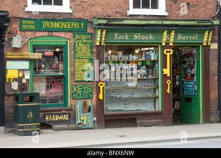 Hardware-Geschäft in Hereford, Herefordshire, England UK Stockfoto