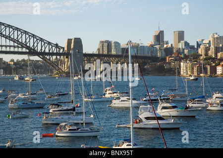 Boote füllen Farm Cove für Silvester feiern im Hafen von Sydney. Sydney, New South Wales, Australien Stockfoto