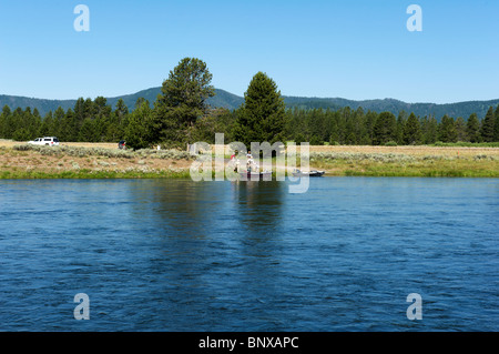 Drift Boot Fischen auf die Henrys Fork Stockfoto