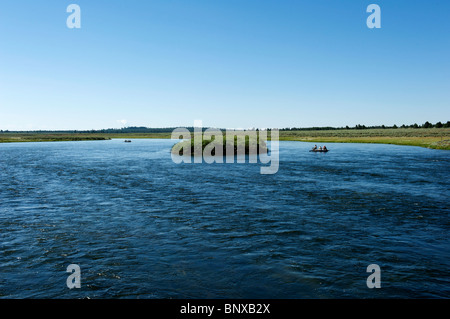 Drift Boot Fischen auf die Henrys Fork Stockfoto