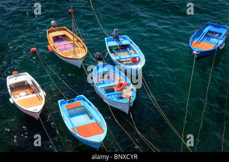 Boote im Hafen von Rio Maggiore in Italien Cinque Terre Nationalpark Stockfoto