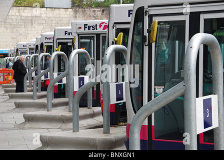 Bad Busbahnhof im Stadtzentrum von Somerset UK Stockfoto