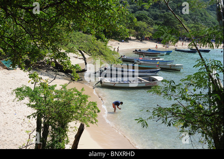 Ein Sandstrand im schönen Tayrona National Park, Kolumbien Stockfoto