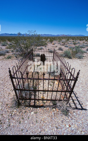 Grab in Wüste Geisterstadt Rhyolite, Nevada, USA. Stockfoto
