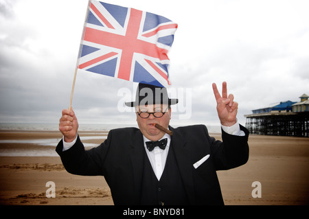 Winston Churchill in Blackpool, um das 90-jährige Jubiläum der NAAFI zu feiern Stockfoto
