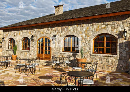 Die Terrasse und das äußere des Restaurants im Relais De La Reine Hotel, Iin Salo Nationalpark, Südwest-Madagaskar Stockfoto