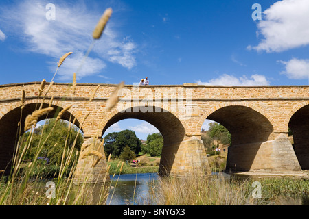 Richmond Bridge - die erste Steinbrücke in Australien, von Sträflingen 1823 erbaut. Richmond, Tasmanien, Australien Stockfoto