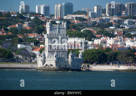 Europa, Portugal, Lissabon (aka Lisboa). Turm von Belem (aka Torre de Belem), manuelinischen Stil des 16. Jahrhunderts. Stockfoto