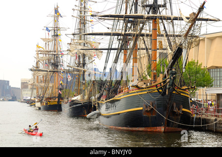 Bounty war einer erweiterten Rekonstruktion des ursprünglichen 1787 Royal Navy Segelschiff HMS Bounty. In Lunenburg, Nova Scotia, 1960 erbaut, sie sank. Stockfoto