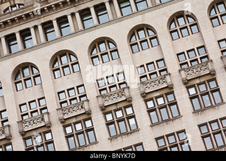 Fenster-Details auf der Seite der Leber-Gebäude Stockfoto