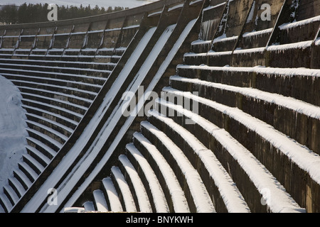 BAITINGS Stausee Staumauer im Wassereinzugsgebiet hoch in The South Pennines West Yorkshire UK Stockfoto