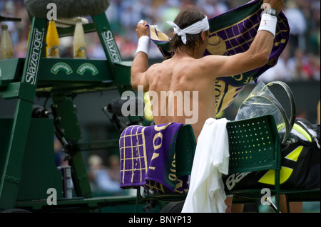 24. Juni 2010: Rafael Nadal V Robin Haase. Internationales Tennisturnier in Wimbledon statt bei den All England Lawn Tennis Club, L Stockfoto