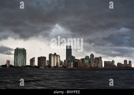 Gewitter über Downtown Miami Stockfoto