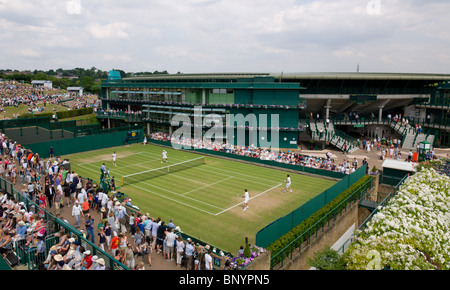 25. Juni 2010: Von der Broadcast Center Dach. Internationales Tennisturnier in Wimbledon statt bei den All England Lawn Tennis Club, London, England. Stockfoto