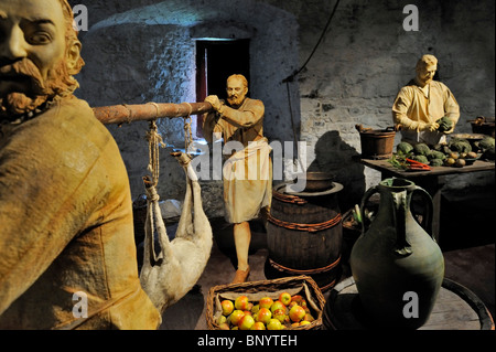 Die großen Küchen – dramatisch erwecken Sie zum Leben wie verschwenderischen Bankette entstanden in James IV Tag am Stirling Castle, Schottland Stockfoto