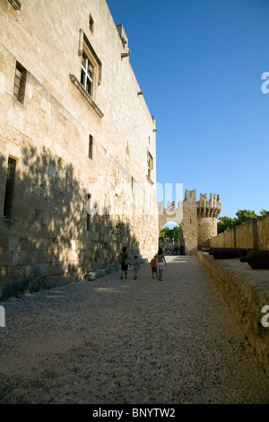 Außenwände, Palast der Großmeister, Rhodos Stadt, Rhodos, Griechenland Stockfoto