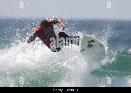 Franzose Marc Lacomare, Relenless Boardmasters Surfwettbewerb, Newquay, Cornwall, 8. August gewonnen. Stockfoto