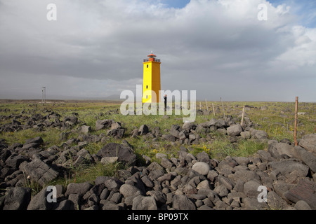 Leuchtturm in Djupadalshraun, Island Stockfoto