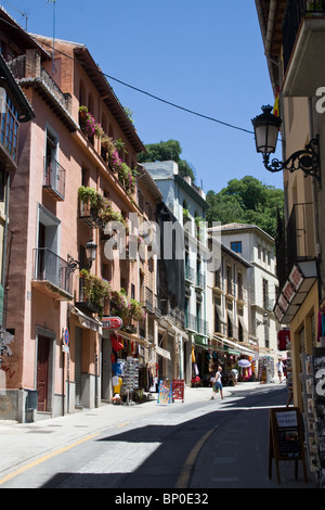 Cuesta de Gomerez, Straße bis zum Palast von Alhambra, Granada, Andalusien, Spanien Stockfoto