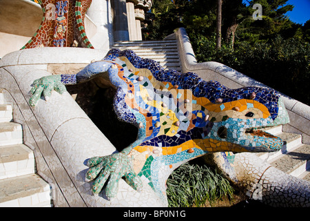 Mozaic Eidechse Skulptur von Gaudi, Park Güell, Barcelona, Katalonien, Spanien Stockfoto