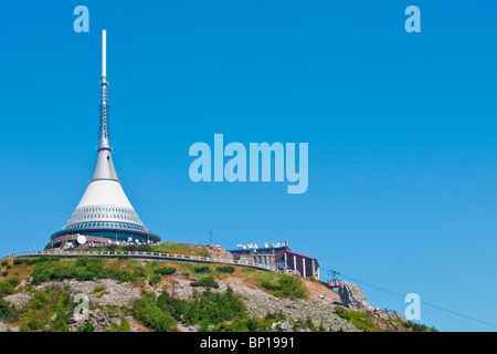 Tschechische Republik, Liberec - 1012 Meter hohen Fernsehturm und Hotel - Architekt hubacek Stockfoto