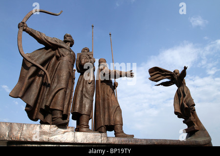 Kiew, UKRAINE, 2010: Eine berühmte Denkmal für die mythische Gründer von Kiew am Dnjepr. Stockfoto