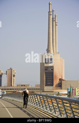 Altes Heizkraftwerk in Sant Adria de Besos, Barcelona, Spanien Stockfoto