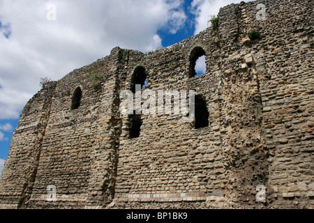 Canterbury Castle von den Normannen zwischen 1100 und 1135, gemacht von Feuerstein und Sandstein Schutt errichtet Stockfoto