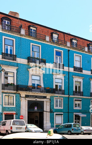 Villa Sousa, bedeckt mit blauen Kacheln (Azulejos) in Lissabon, Portugal Stockfoto