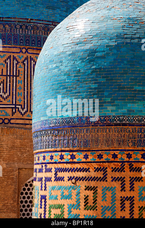 Usbekistan - Samarkand - Kuppeln an der Shah-i-Zindi, Avenue des mausoleums Stockfoto