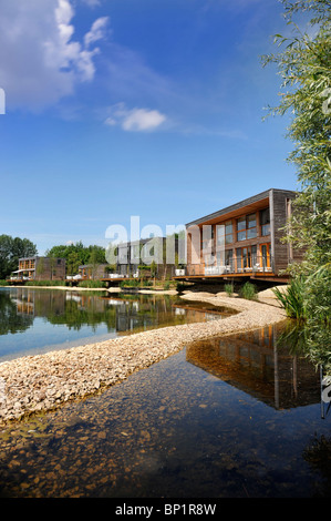 Die "Zweitwohnung" Entwicklung der Seen von Yoo in der Nähe von Cirencester, Gloucestershire UK Stockfoto