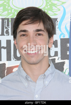 JUSTIN LONG TEEN CHOICE 2010 Ankünfte LOS ANGELES Kalifornien USA 08 August 2010 Stockfoto